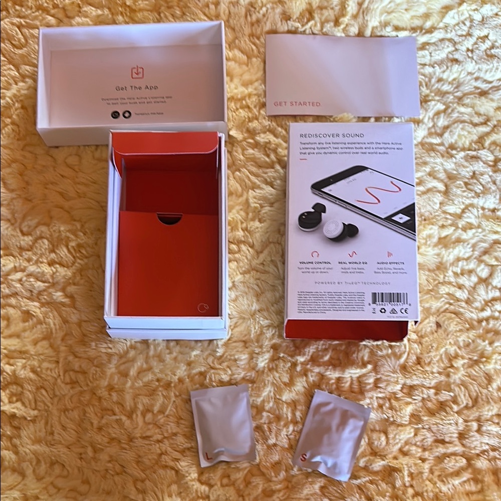 Doppler Labs Here Active Listening System
Wireless Earbuds - White
NEW IN BOX